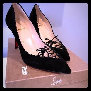 Christian Louboutin Scallop Pump